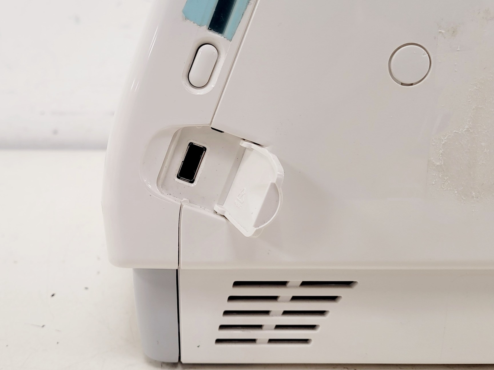 Image of Janome Memory Craft 350 Sewing/Embroidery Machine MC350E