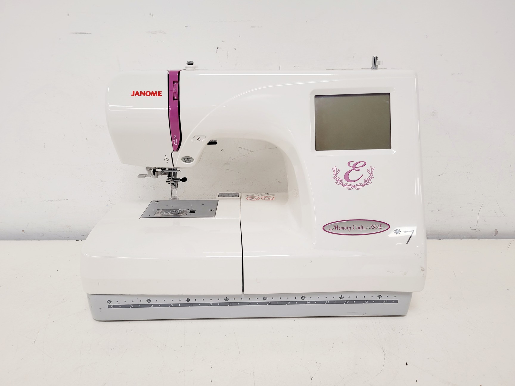 Image of Janome Memory Craft 350 Sewing/Embroidery Machine MC350E