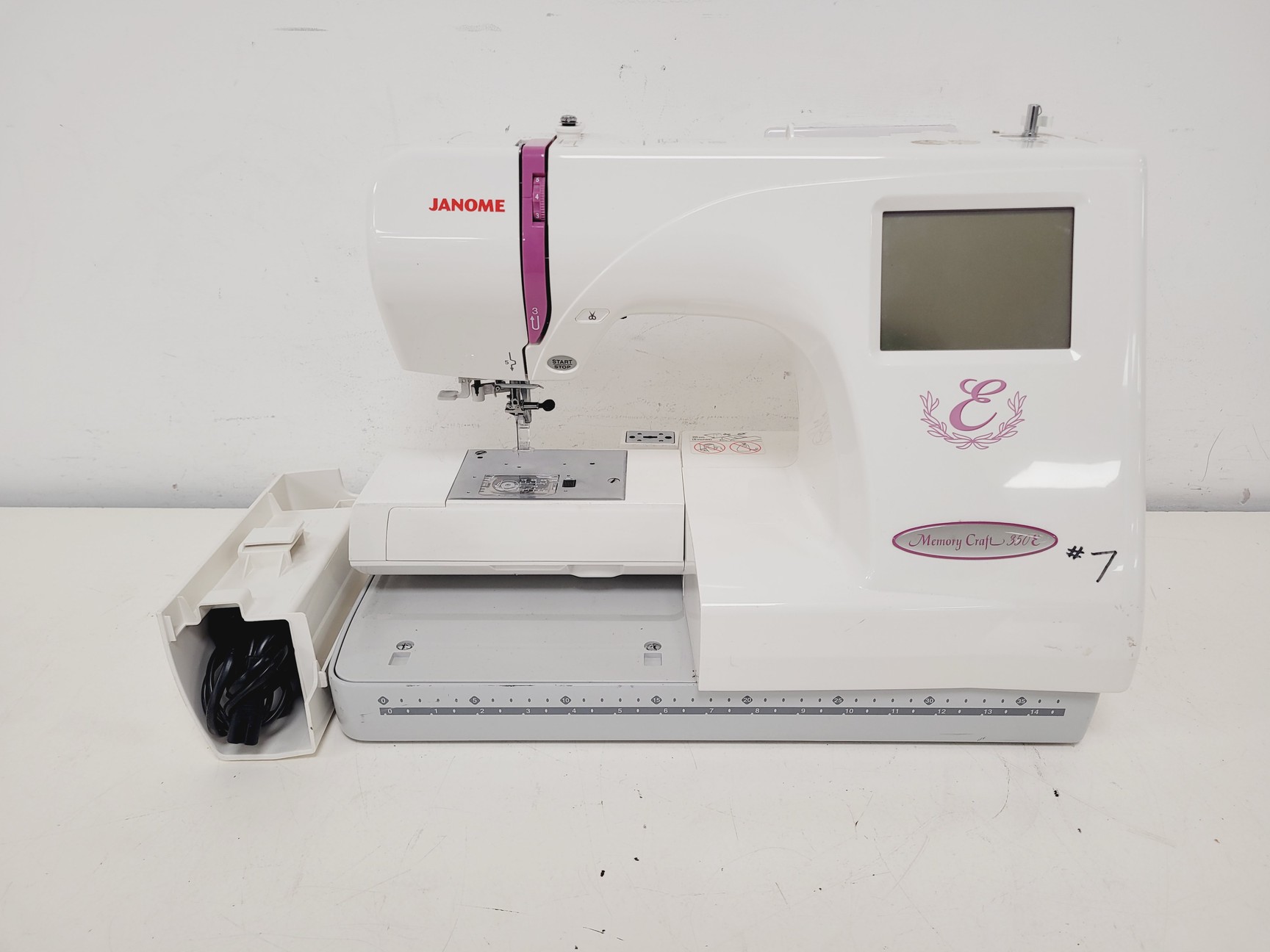 Image of Janome Memory Craft 350 Sewing/Embroidery Machine MC350E