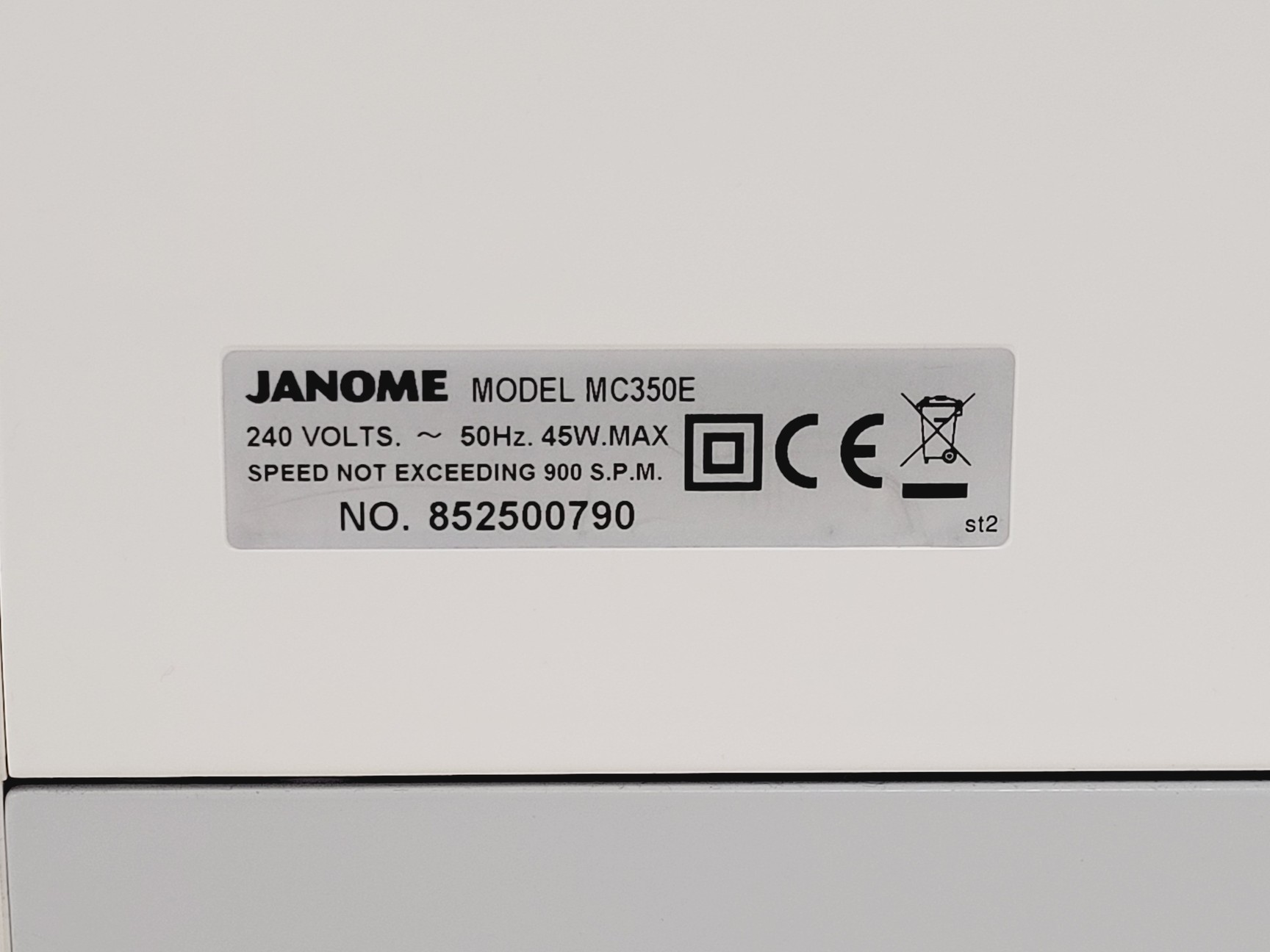 Image of Janome Memory Craft 350 Sewing/Embroidery Machine MC350E