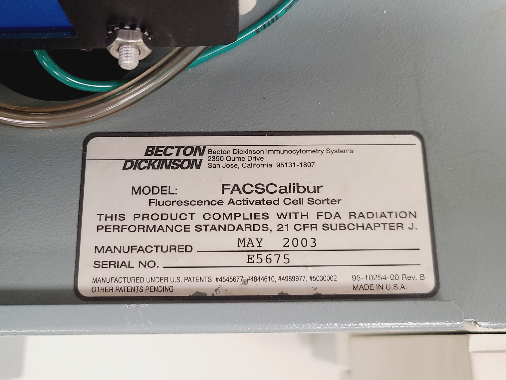 Image of BD FACSCalibur Flow Cytometer & Transformer System Lab