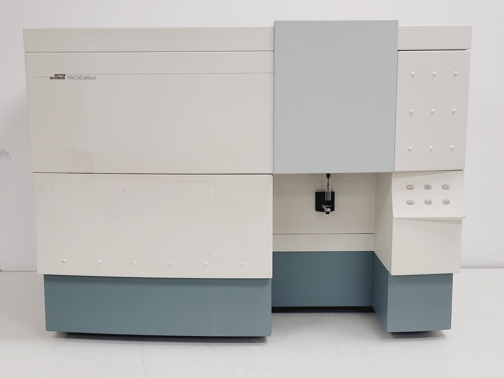 Image of BD FACSCalibur Flow Cytometer w/ HTS High Throughput Sampler & Transformer Lab