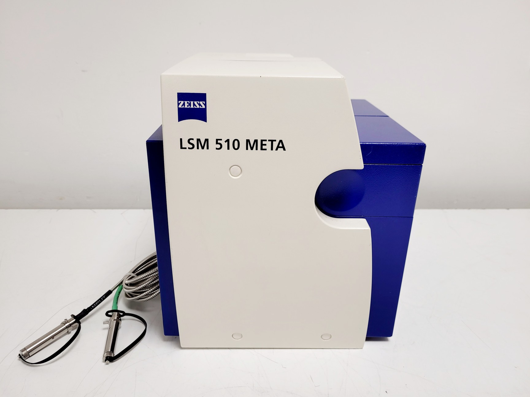 Image of Carl Zeiss LSM510 18 META/VIS/405-META/Detektor META Class 3B Laser Lab