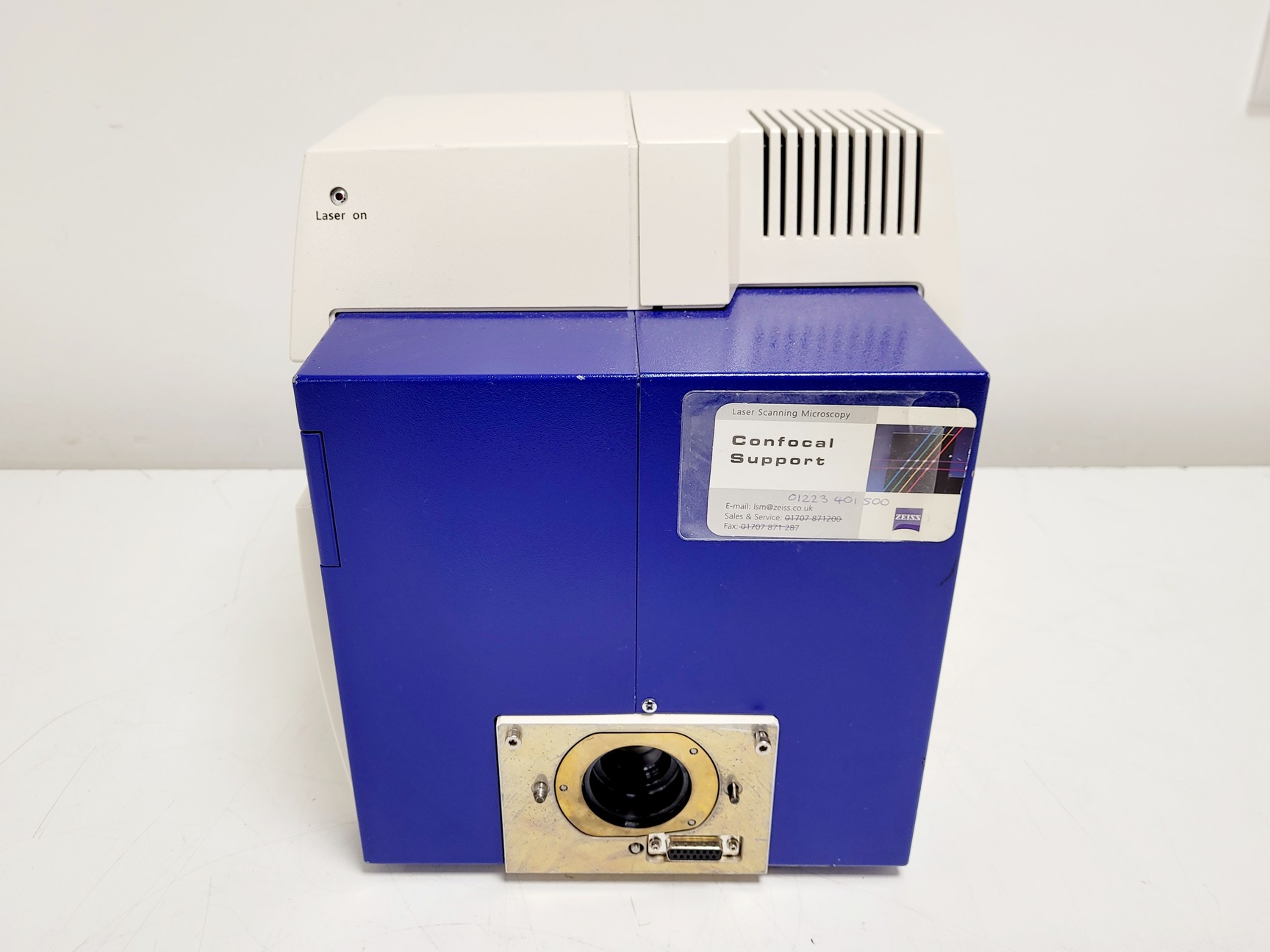 Image of Carl Zeiss LSM510 18 META/VIS/405-META/Detektor META Class 3B Laser Lab