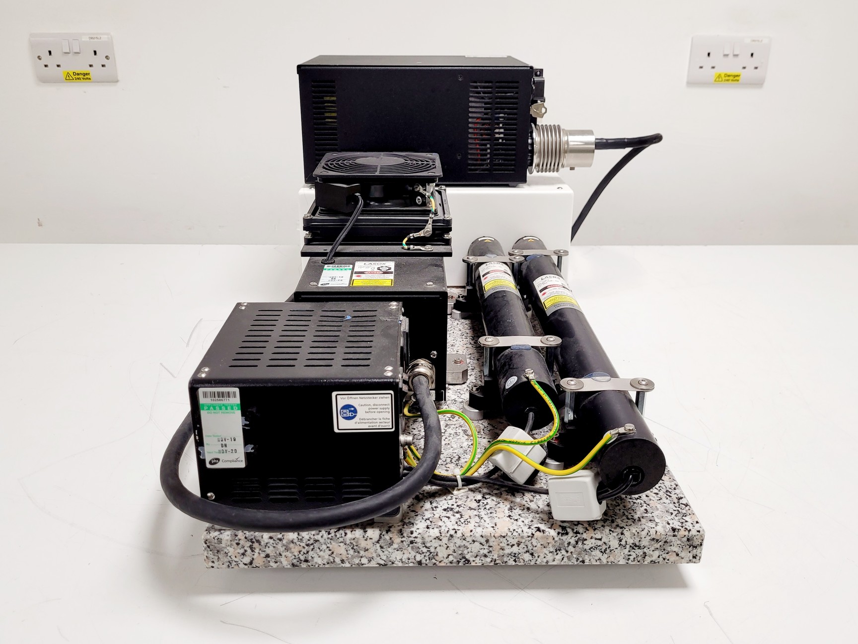 Image of Zeiss LSM 5 Exciter Laser Module 5mW 543nm, 5mW 633nm, 500mW 450nm Lab