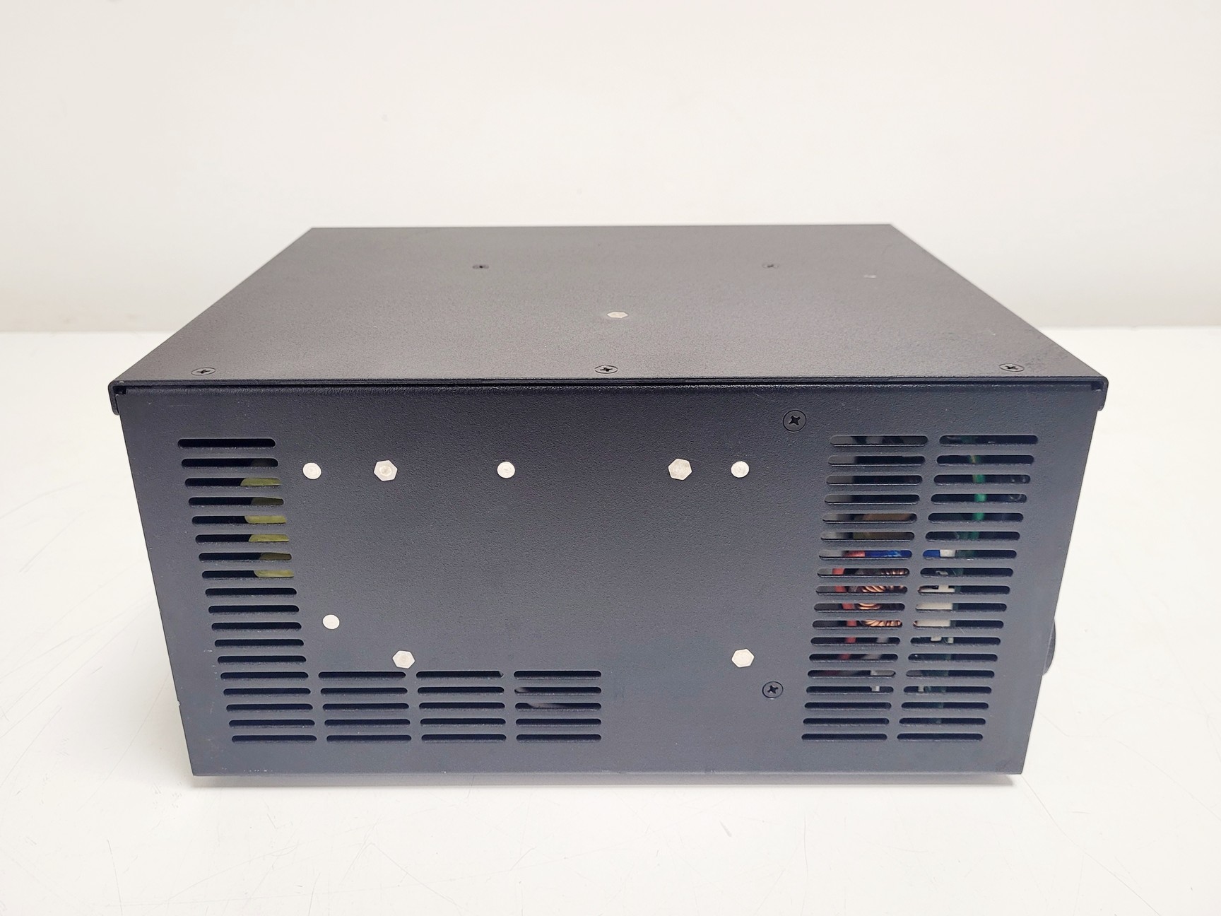 Image of Lasos LGN 3000 PSU Laser Power Supply Lab