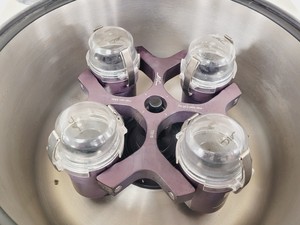 Thumbnail image of ALC PK121 Multispeed Centrifuge w/ T515 Rotor 4300RPM Lab