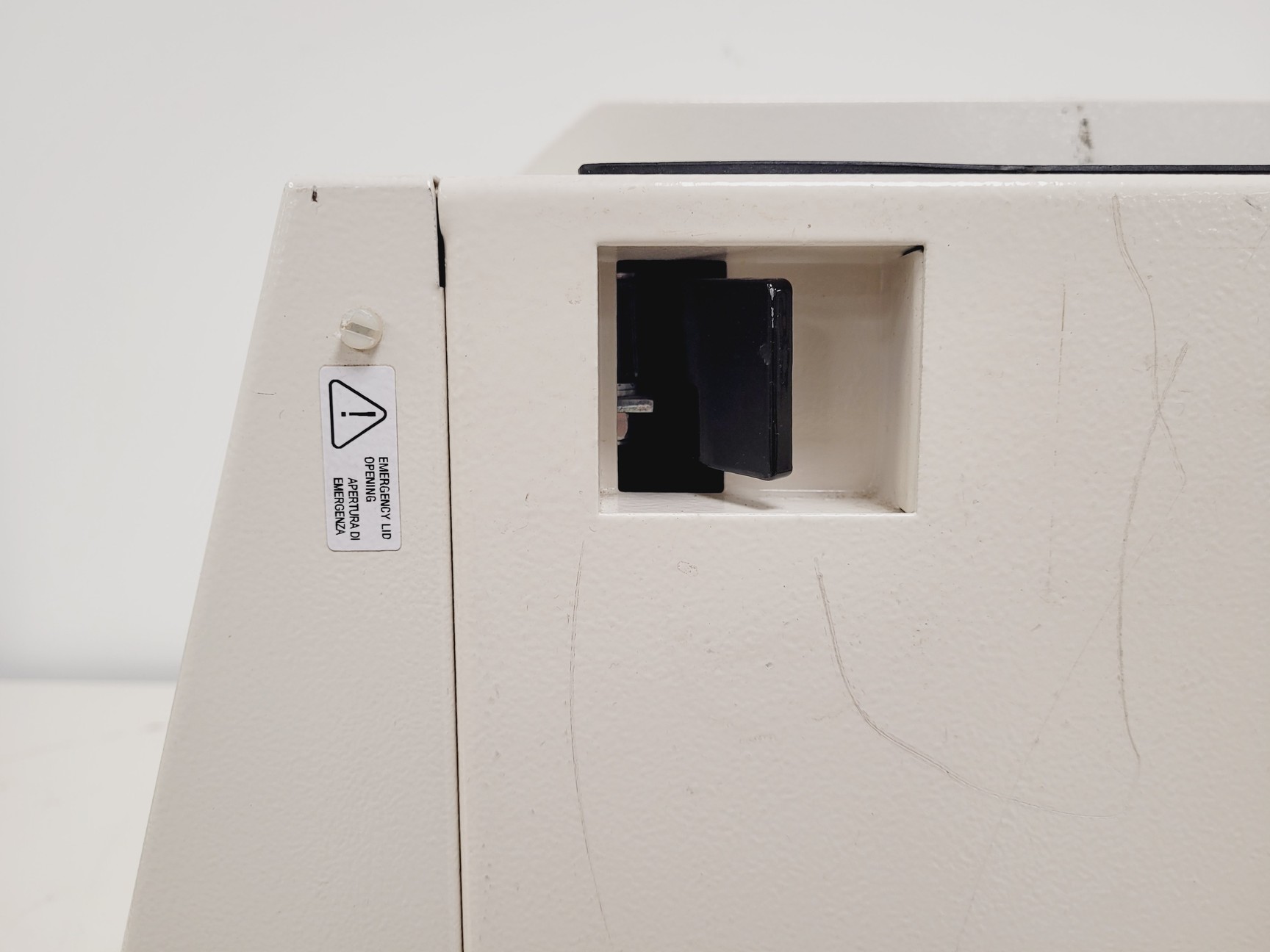 Image of ALC PK 130R Refrigerated Centrifuge w/ T535 Rotor 4300RPM Lab