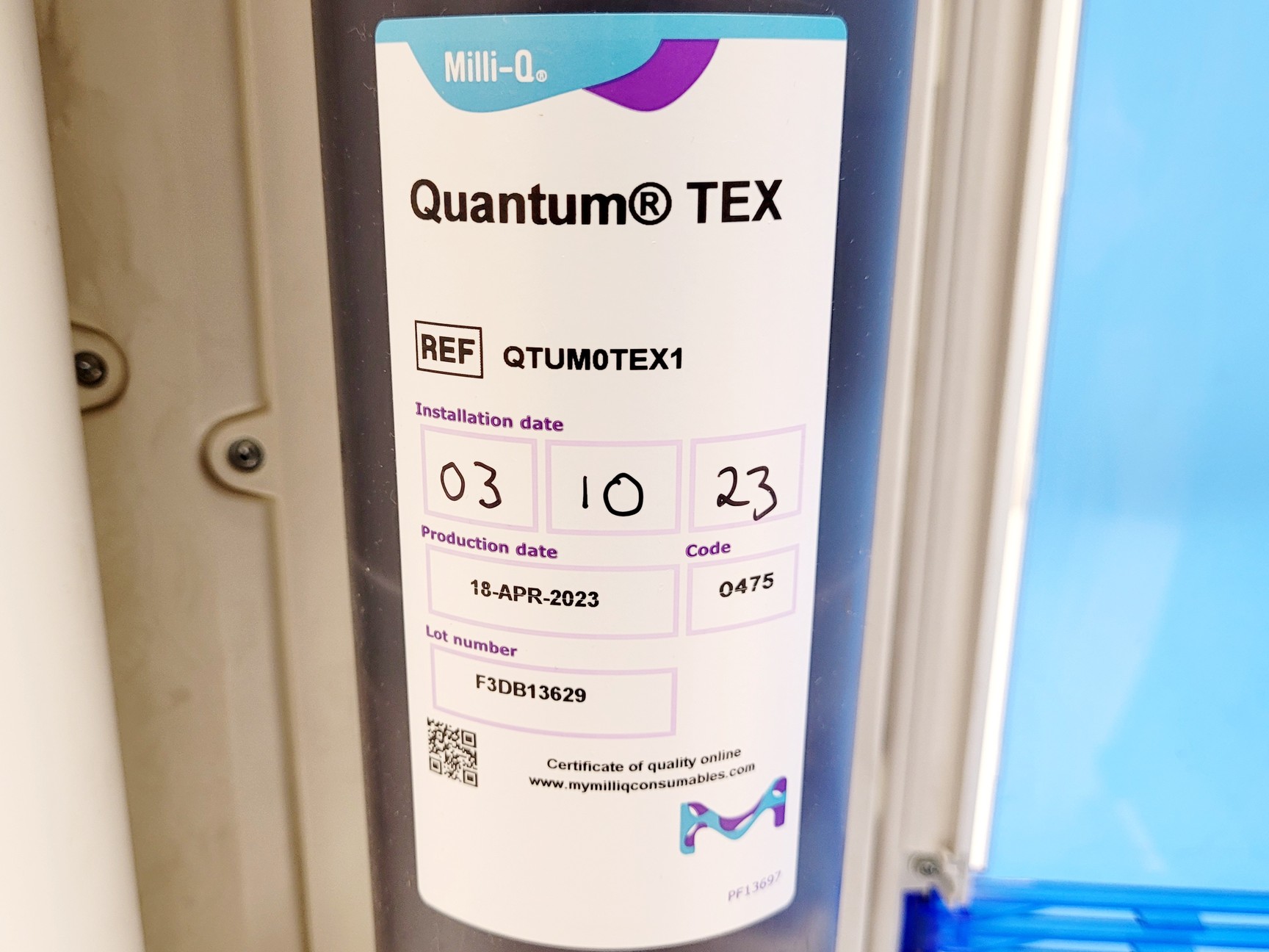Image of Elix Milli-Q Integral 10 Water Purification System Lab