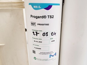 Thumbnail image of Elix Milli-Q Integral 10 Water Purification System Lab