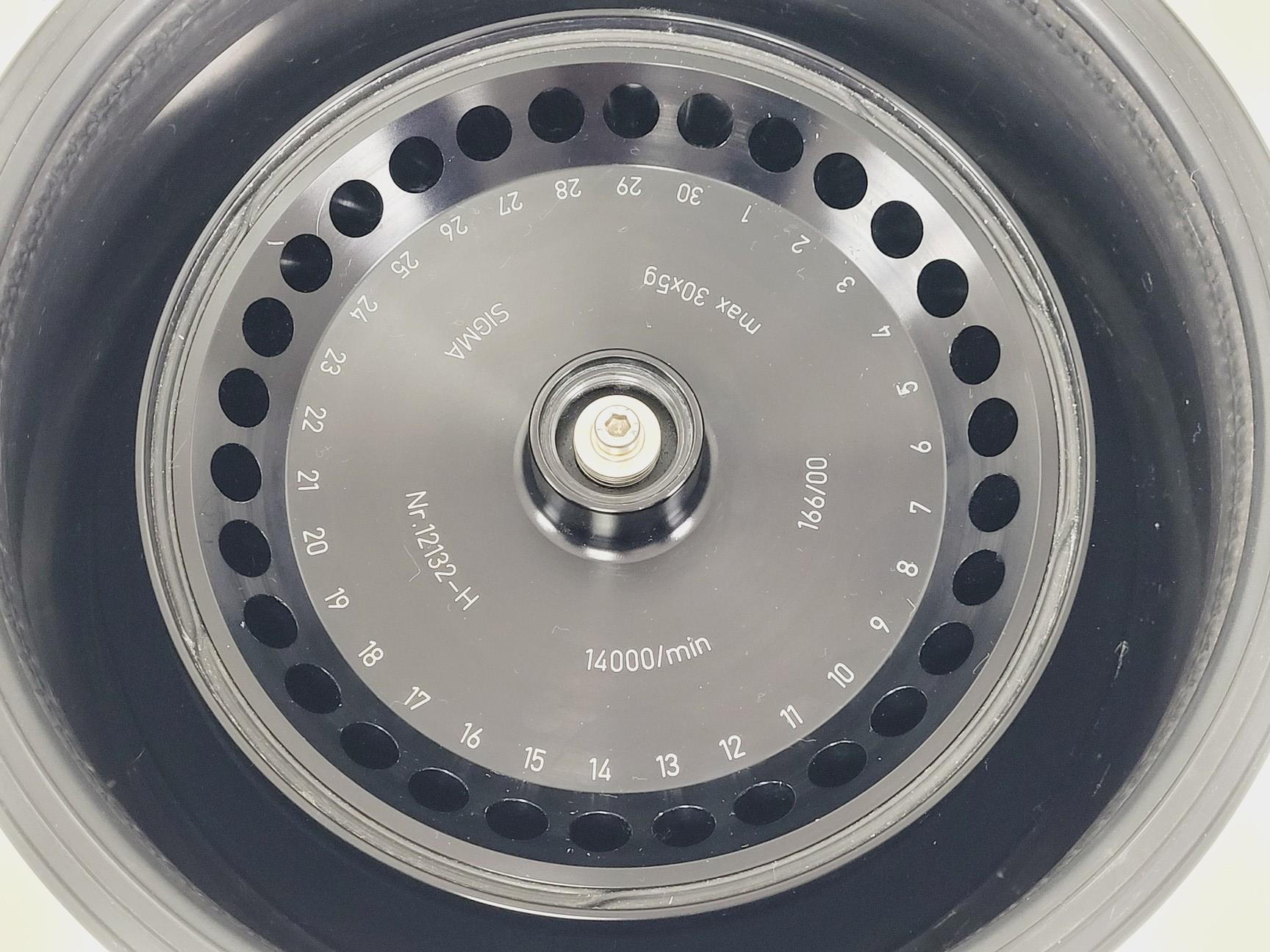 Image of Sigma 1-15K Refrigerated Benchtop Centrifuge