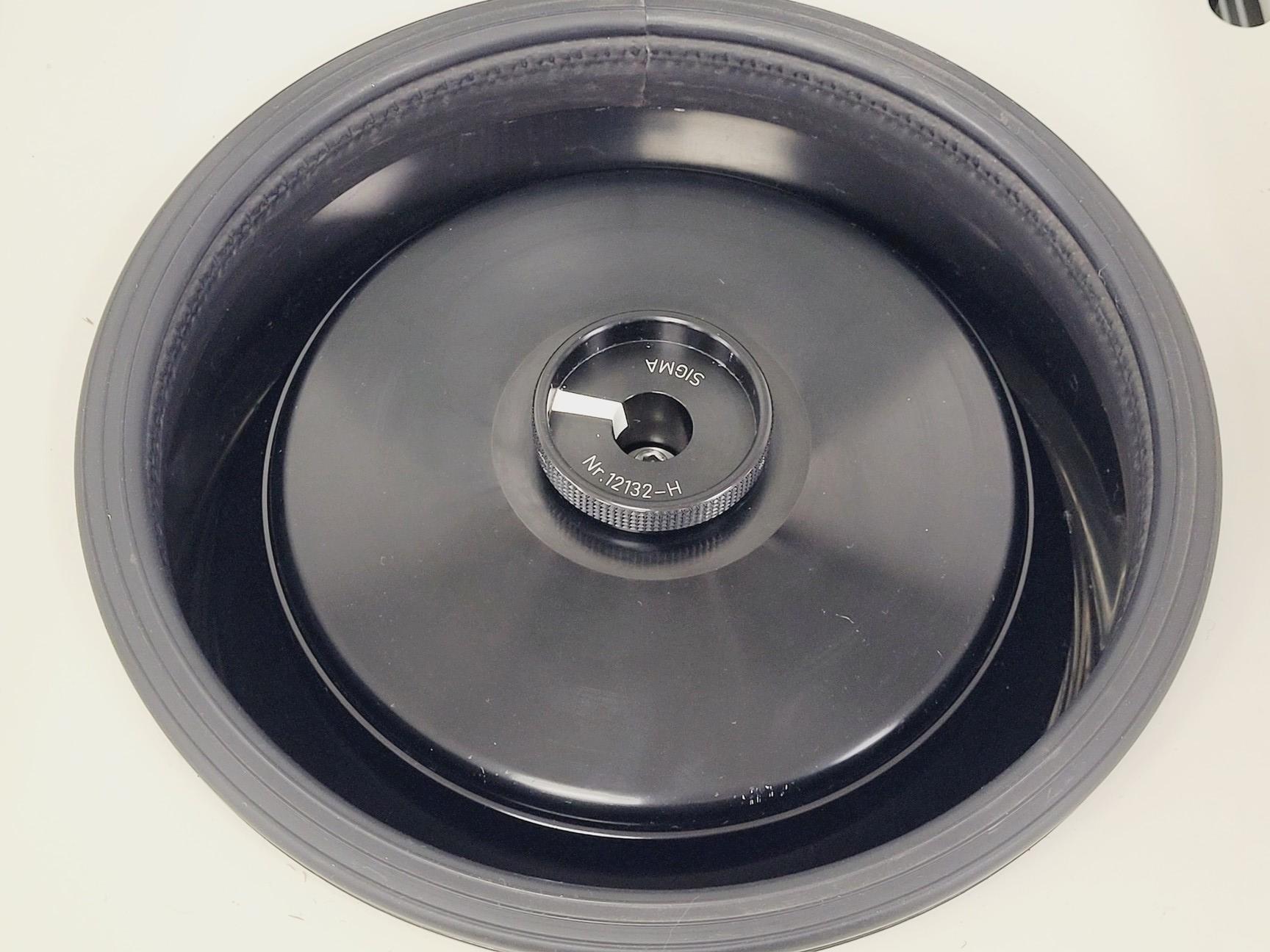 Image of Sigma 1-15K Refrigerated Benchtop Centrifuge