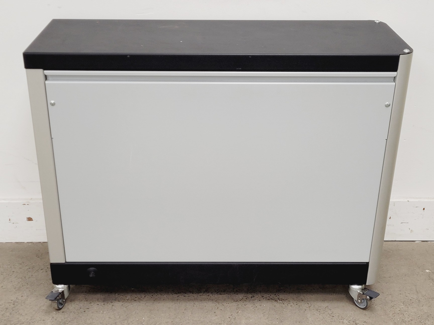 Image of Parker Balston 3848 NitroFlow Lab Nitrogen Generator (2017) Lab