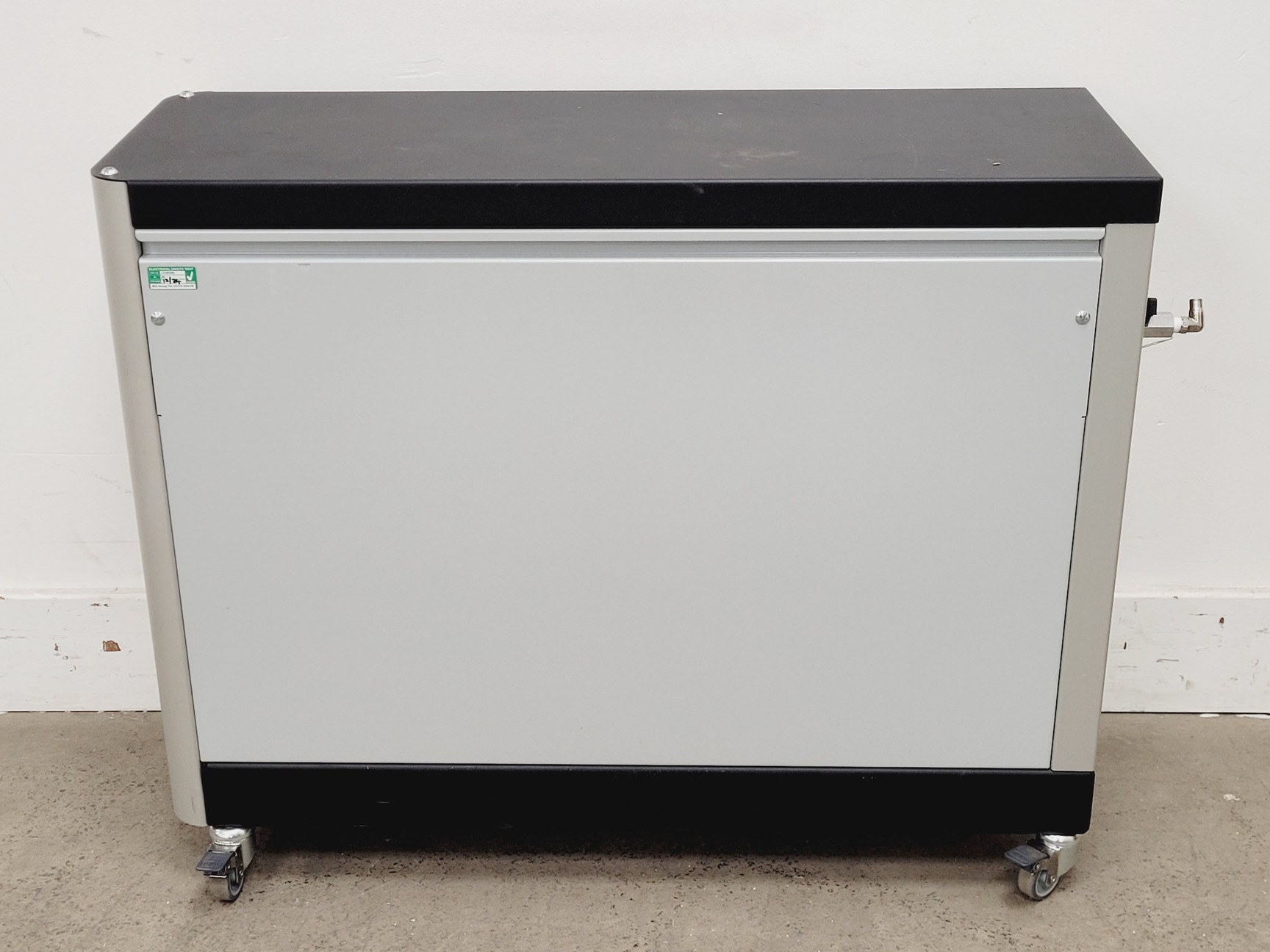 Image of Parker Balston 3848 NitroFlow Lab Nitrogen Generator (2017) Lab