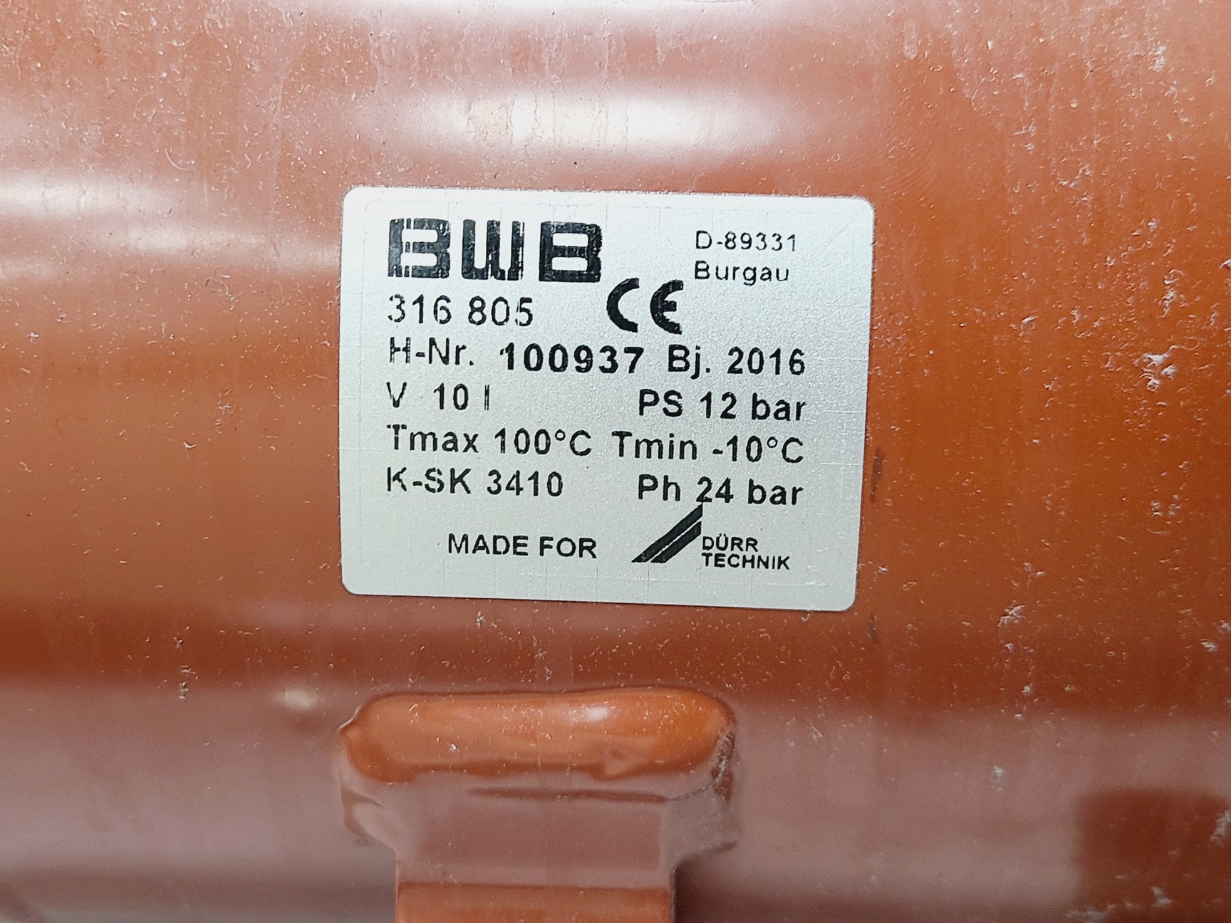 Image of PEAK Scientific Genius 3031 Nitrogen Generator (2016) Lab