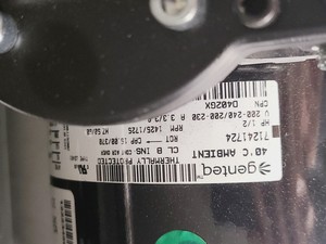 Thumbnail image of PEAK Scientific Genius 3031 Nitrogen Generator (2016) Lab