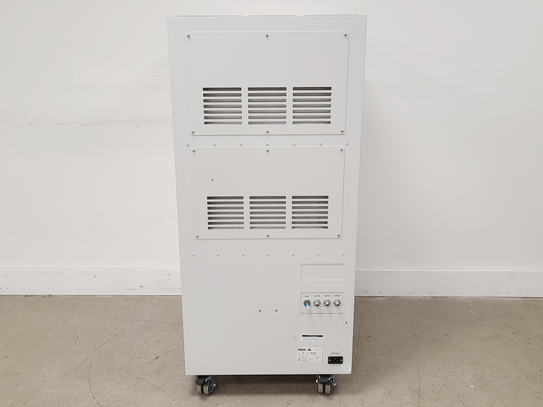 Image of PEAK Scientific Genius 3031 Nitrogen Generator (2016) Lab