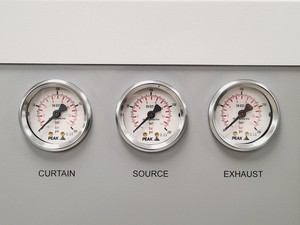 Thumbnail image of PEAK Scientific Genius 3031 Nitrogen Generator (2016) Lab