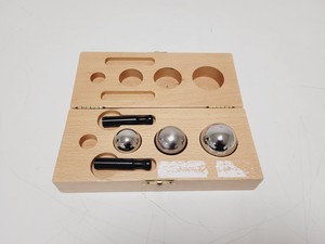 Thumbnail image of Thermo Scientific Pycnomatic ATC Pycnometer w/ Calibration Kit Lab