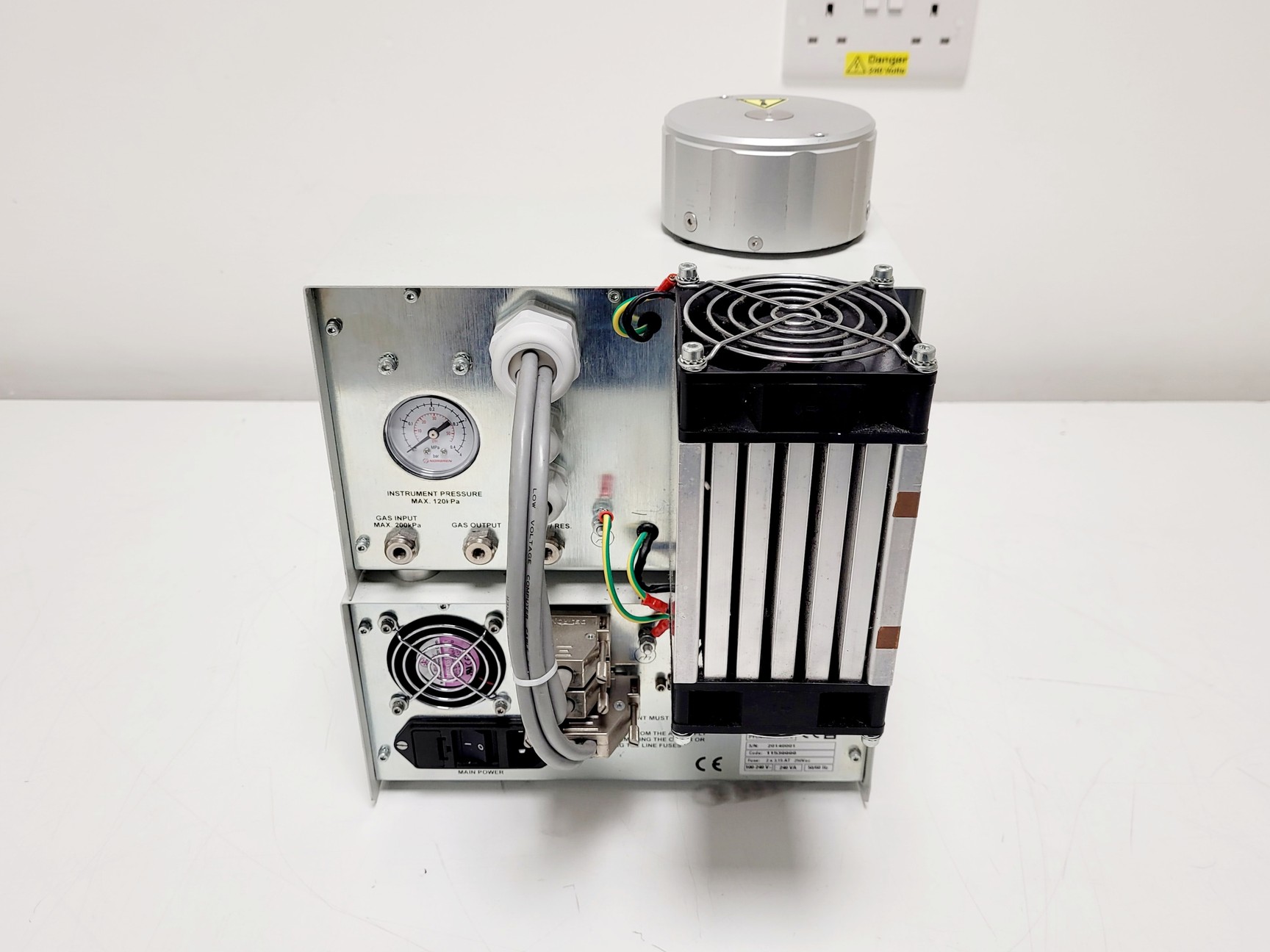 Image of Thermo Scientific Pycnomatic ATC Pycnometer w/ Calibration Kit Lab