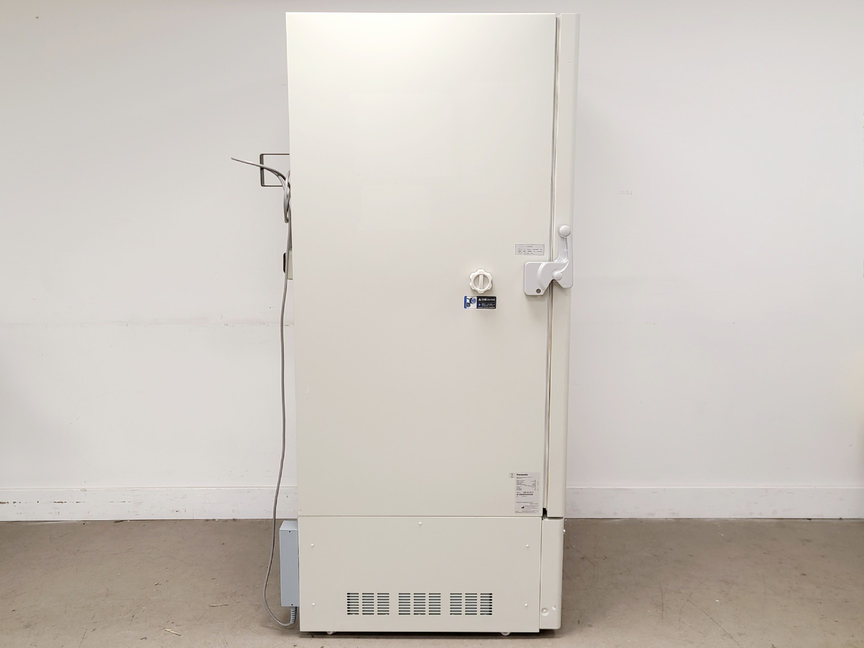 Image of Panasonic KM-DU73Y1E Ultra-Low Temperature Freezer