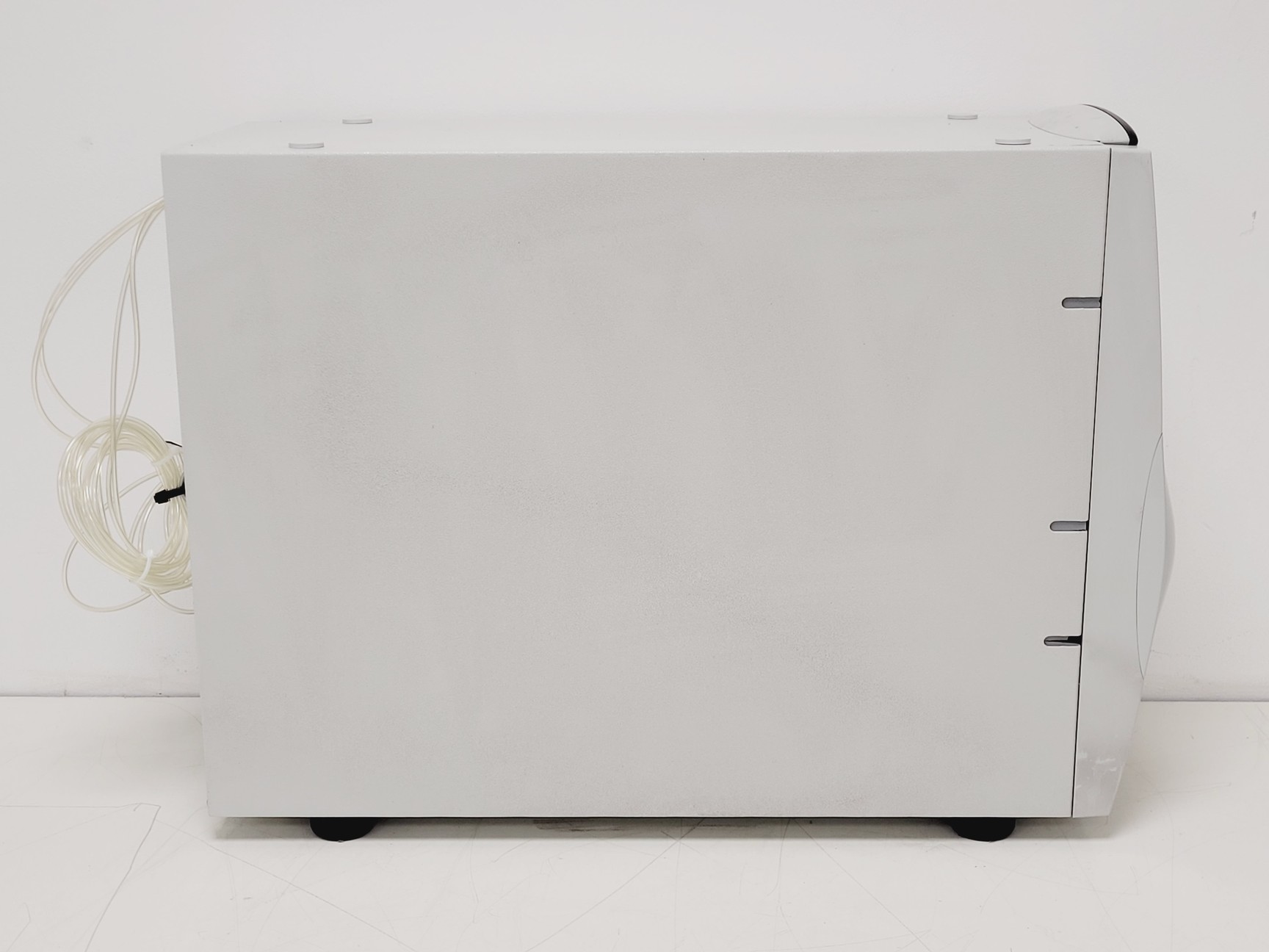 Image of Thermo Scientific Dionex ICS-5000 Ion Chromatography System, AS-AP, DP-5 Lab