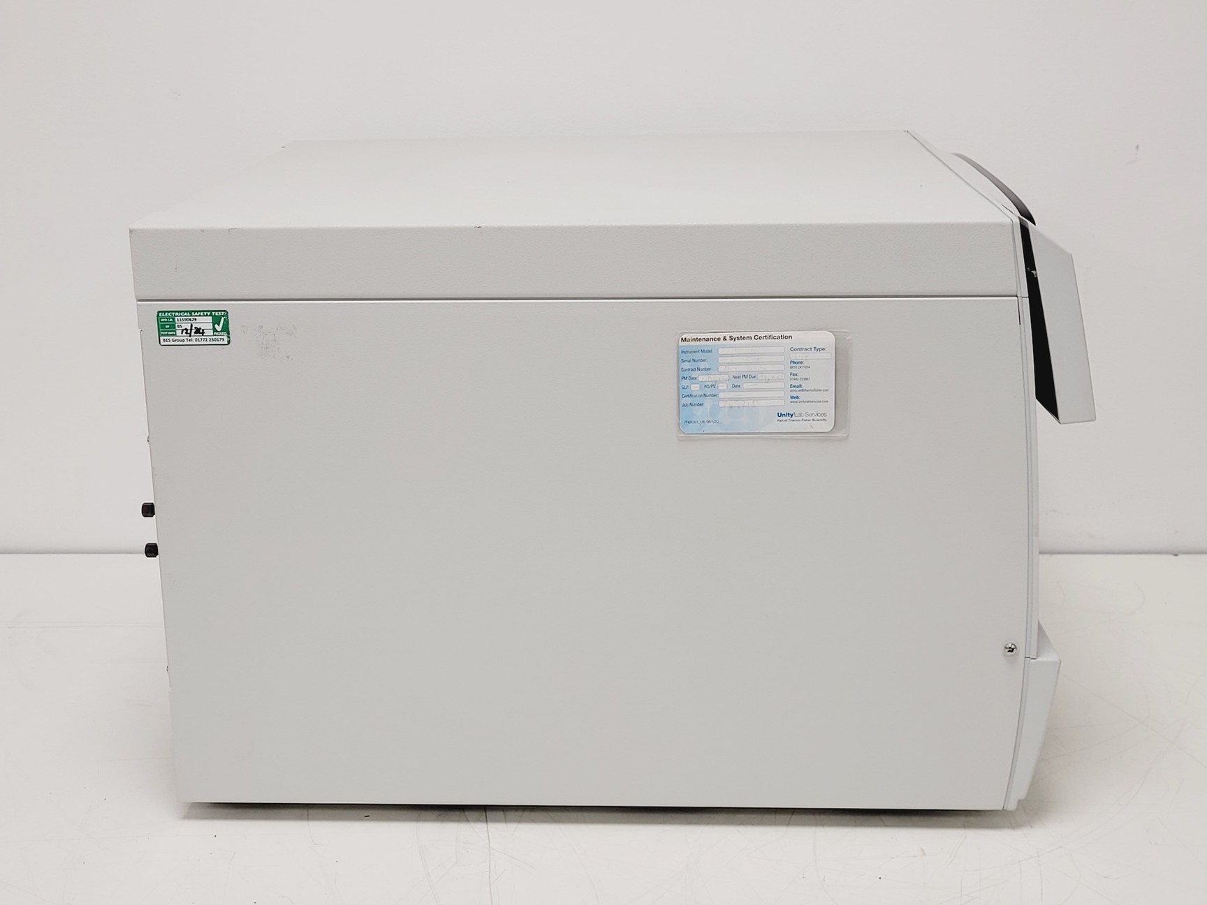 Image of Thermo Scientific Dionex ICS-5000 Ion Chromatography System, AS-AP, DP-5 Lab