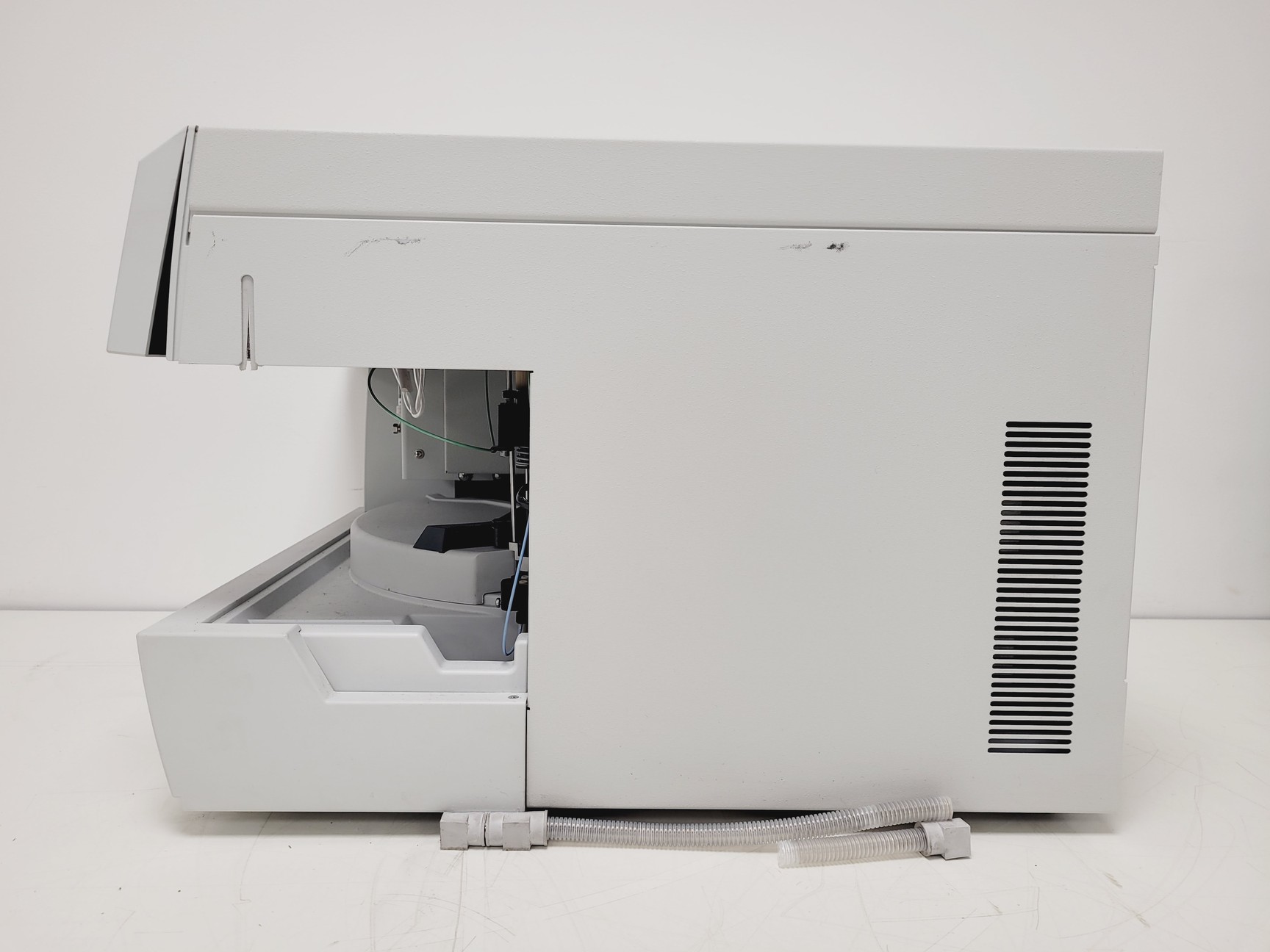 Image of Thermo Scientific Dionex ICS-5000 Ion Chromatography System, AS-AP, DP-5 Lab
