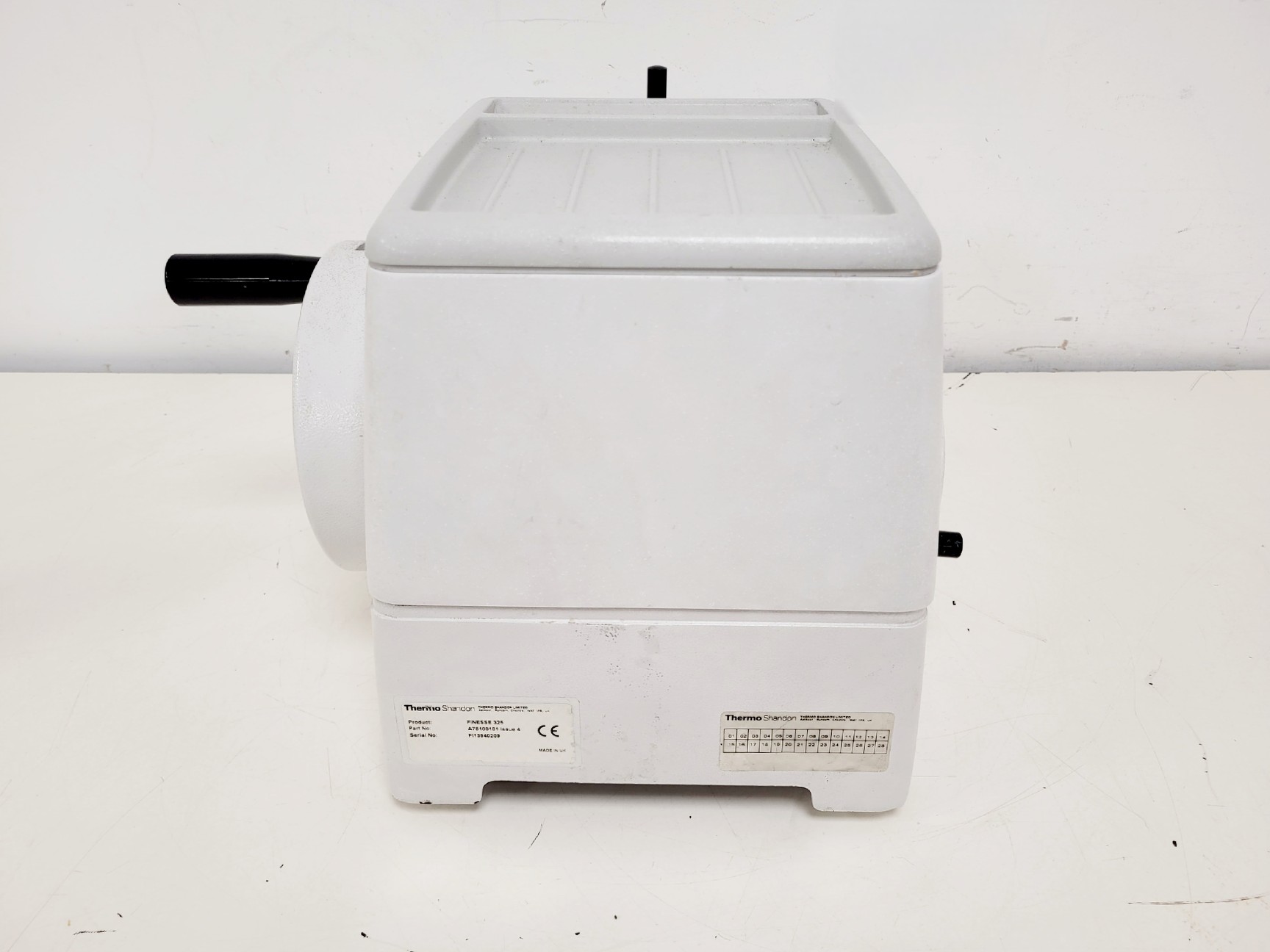 Image of Thermo Shandon Finesse 325 Microtome Lab