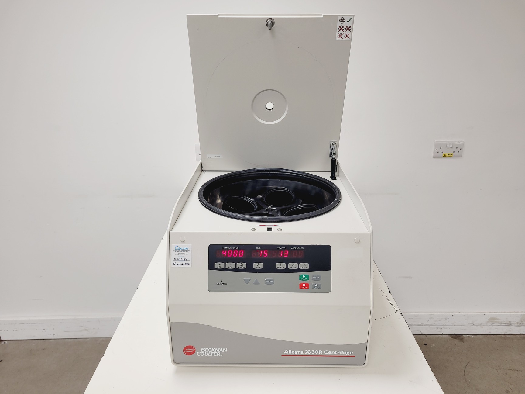 Image of Beckman Coulter Allegra X-30R Centrifuge
