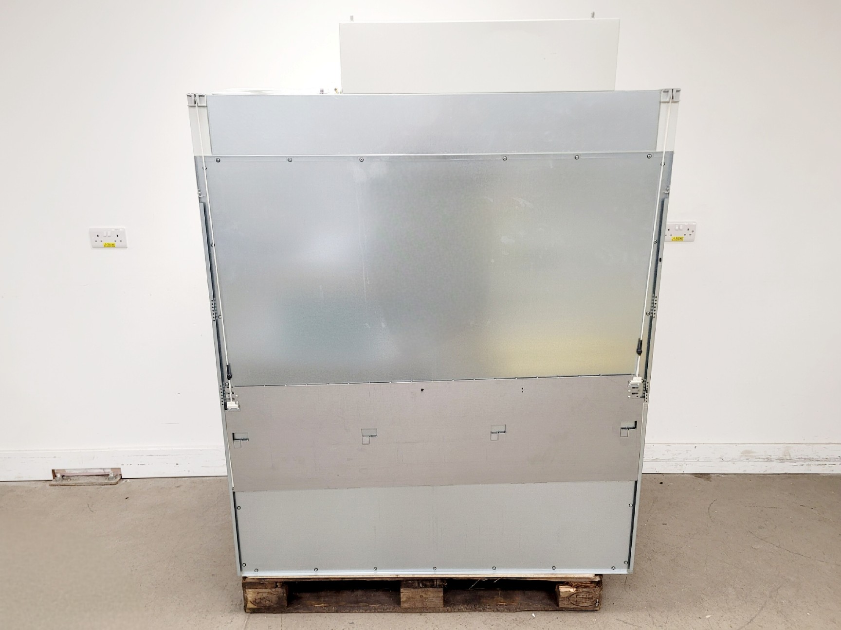 Image of Thermo Scientific MSC-Advantage MSC 1.2 Class 2 Microbiological Safety Cabinet 