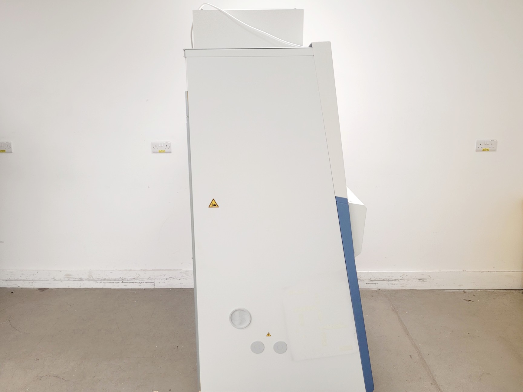 Image of Thermo Scientific MSC-Advantage MSC 1.2 Class 2 Microbiological Safety Cabinet