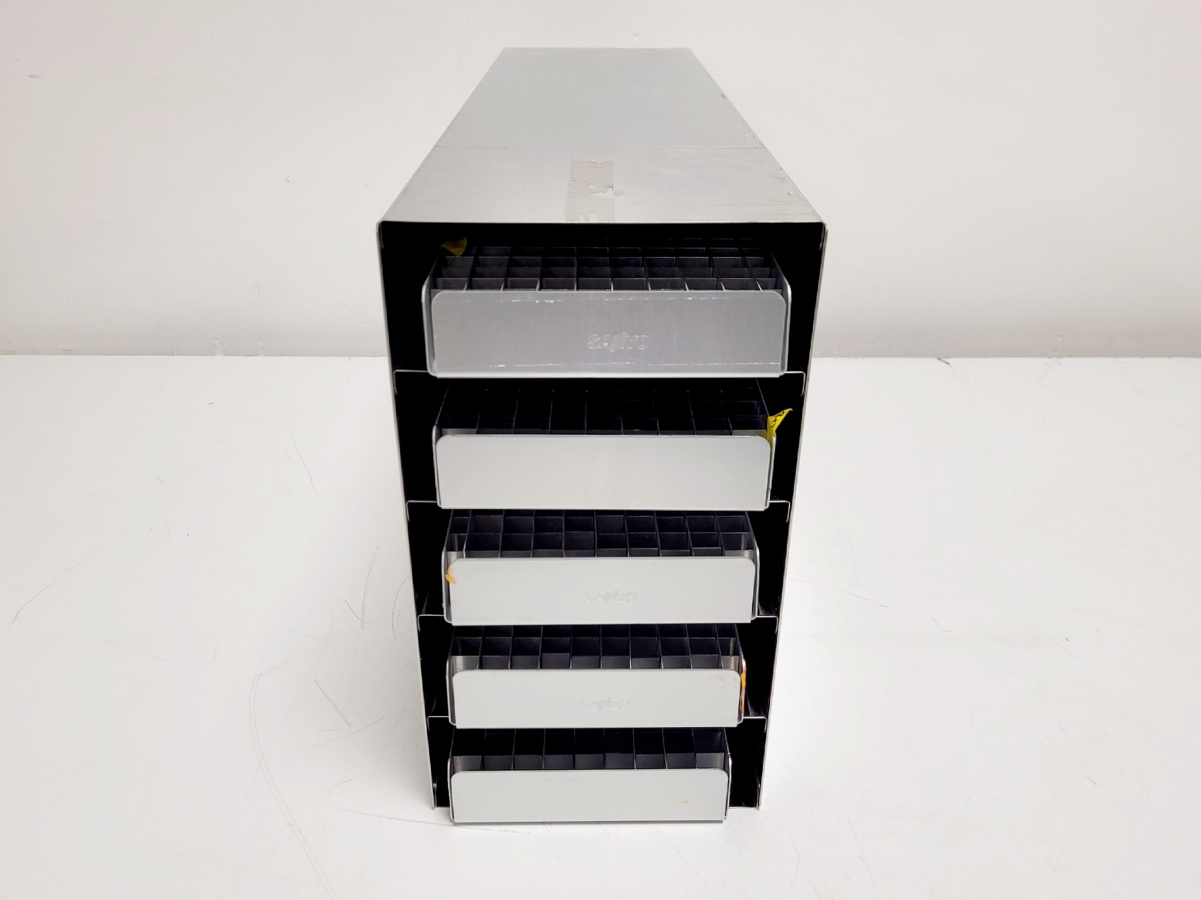 Image of Job Lot of 37 x Freezer Racking Various Sizes
