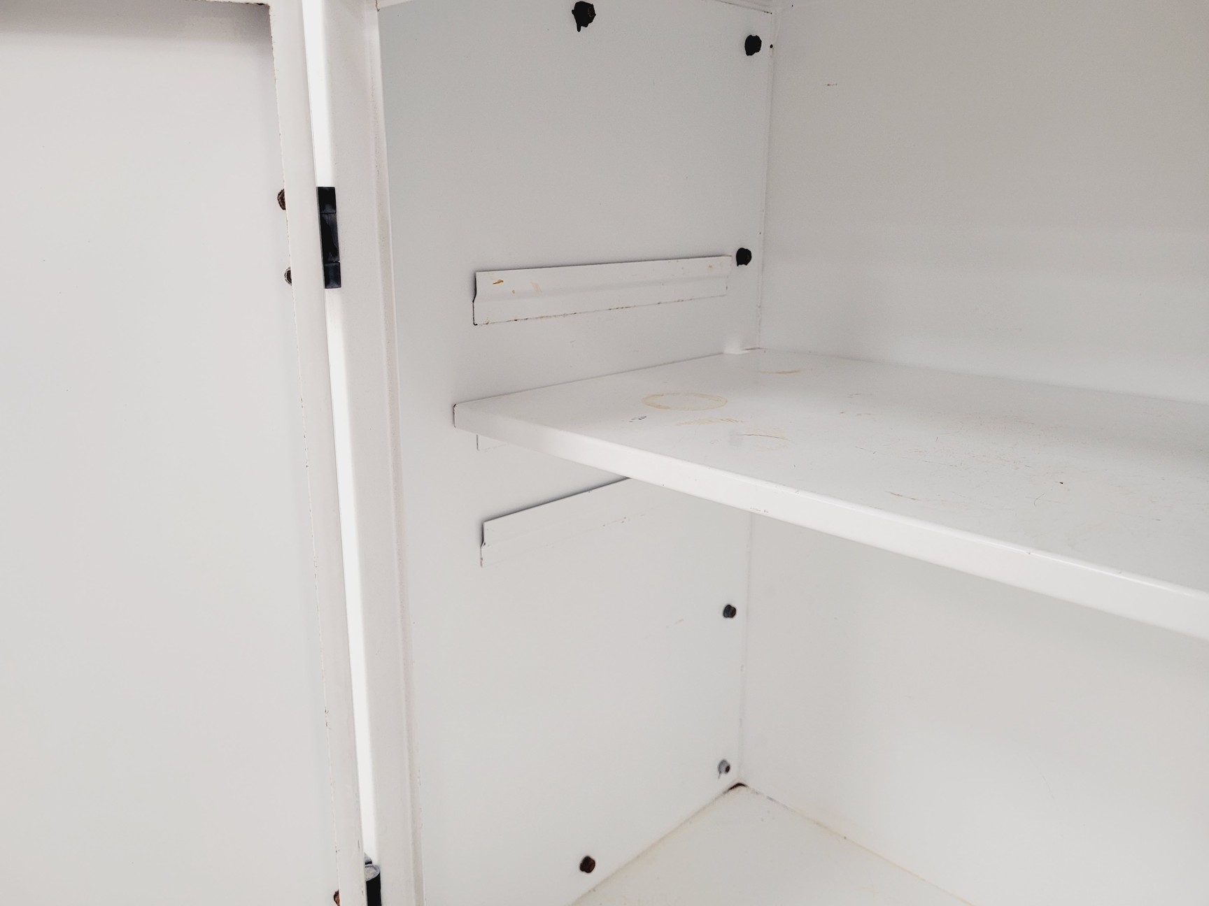 Image of White Metal Solvent/Chemical Storage Cabinet