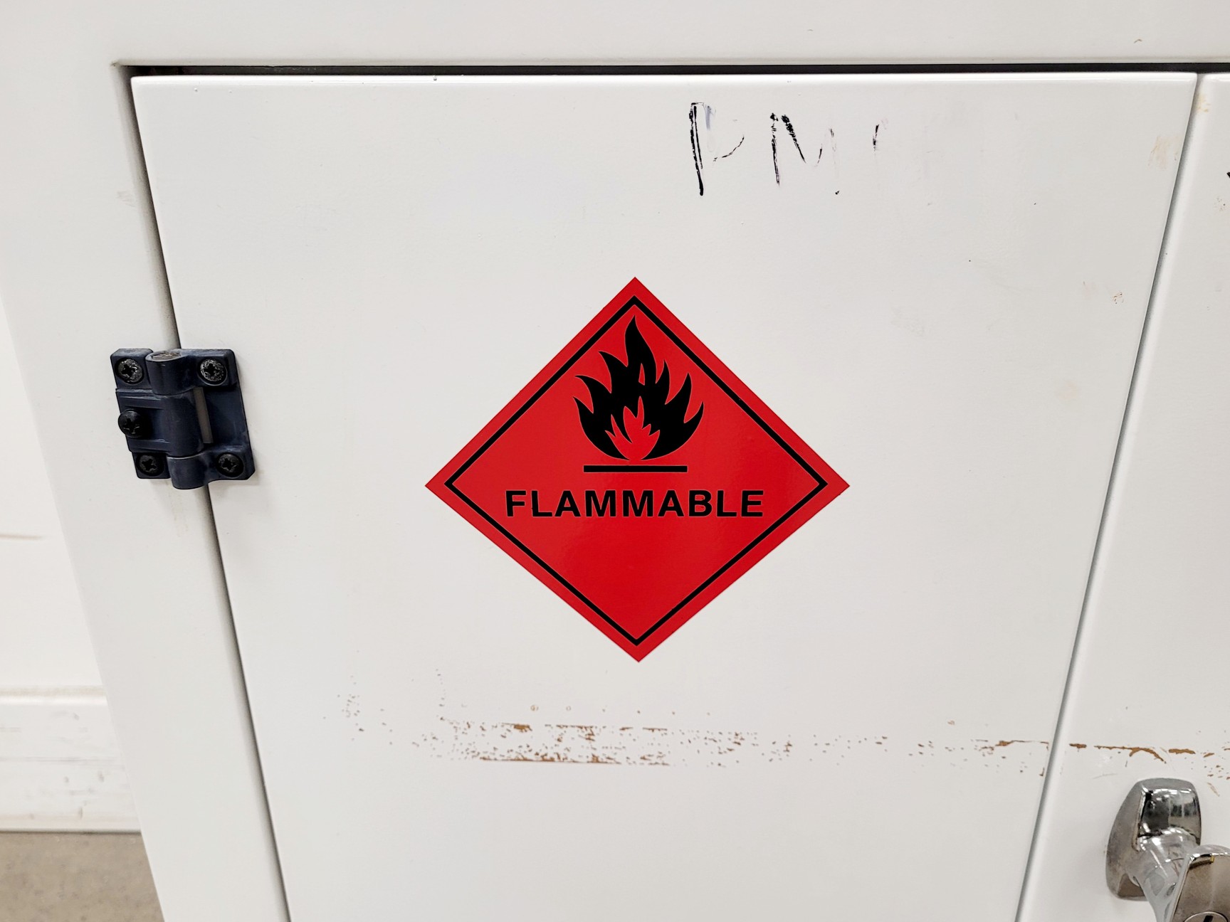 Image of White Metal Solvent/Chemical Storage Cabinet