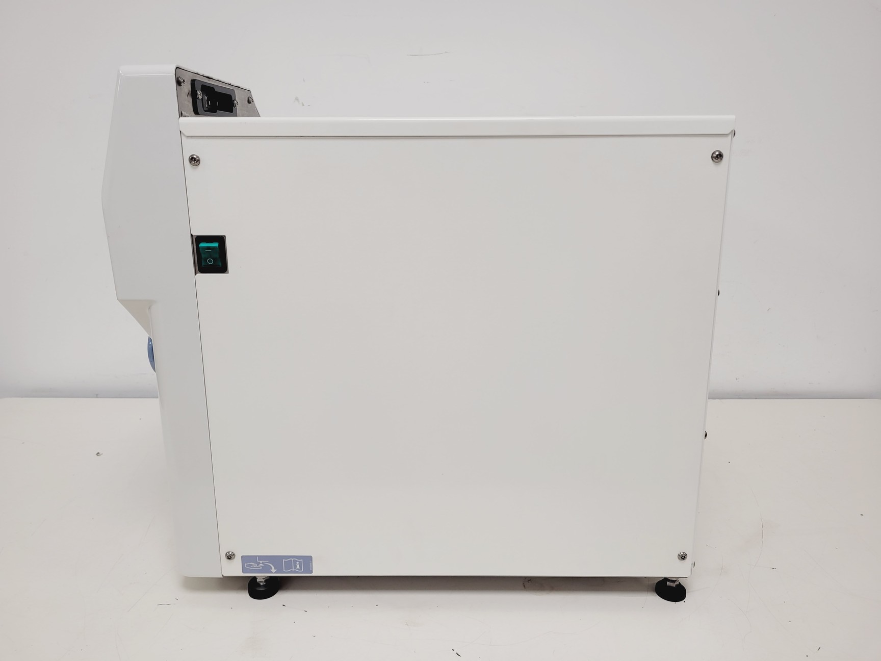 Image of Eschmann Little Sister SES 3000B Vacuum Autoclave Lab