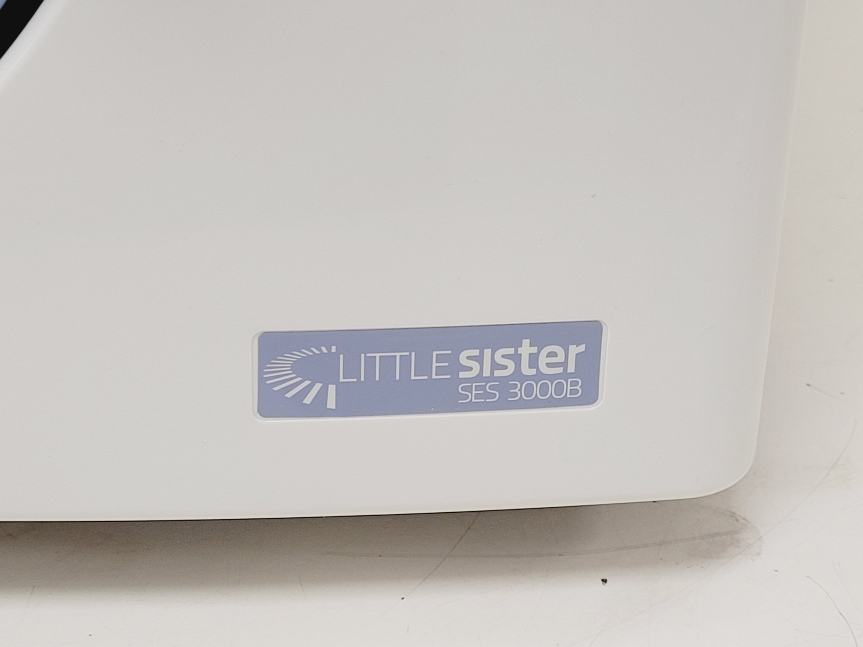 Image of Eschmann Little Sister SES 3000B Vacuum Autoclave Lab