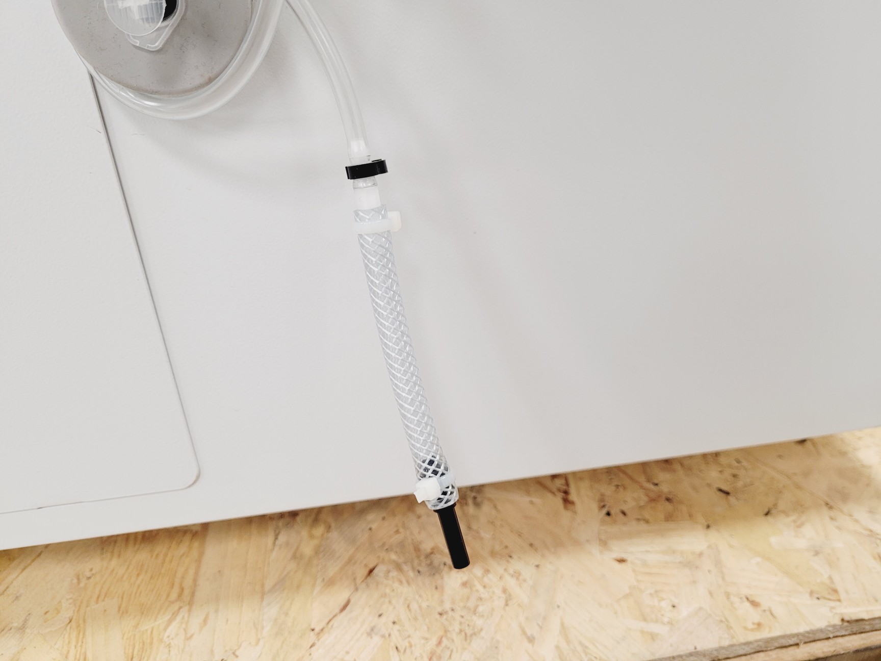 Image of LEEC Precision 190D Culture Safe CO2 Incubator