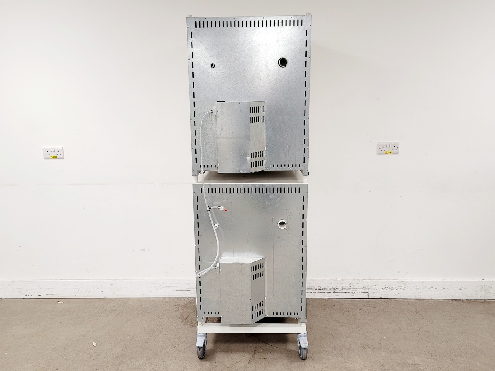 Image of Kendro Heraeus HERAcell CO2 Incubator Double Stack