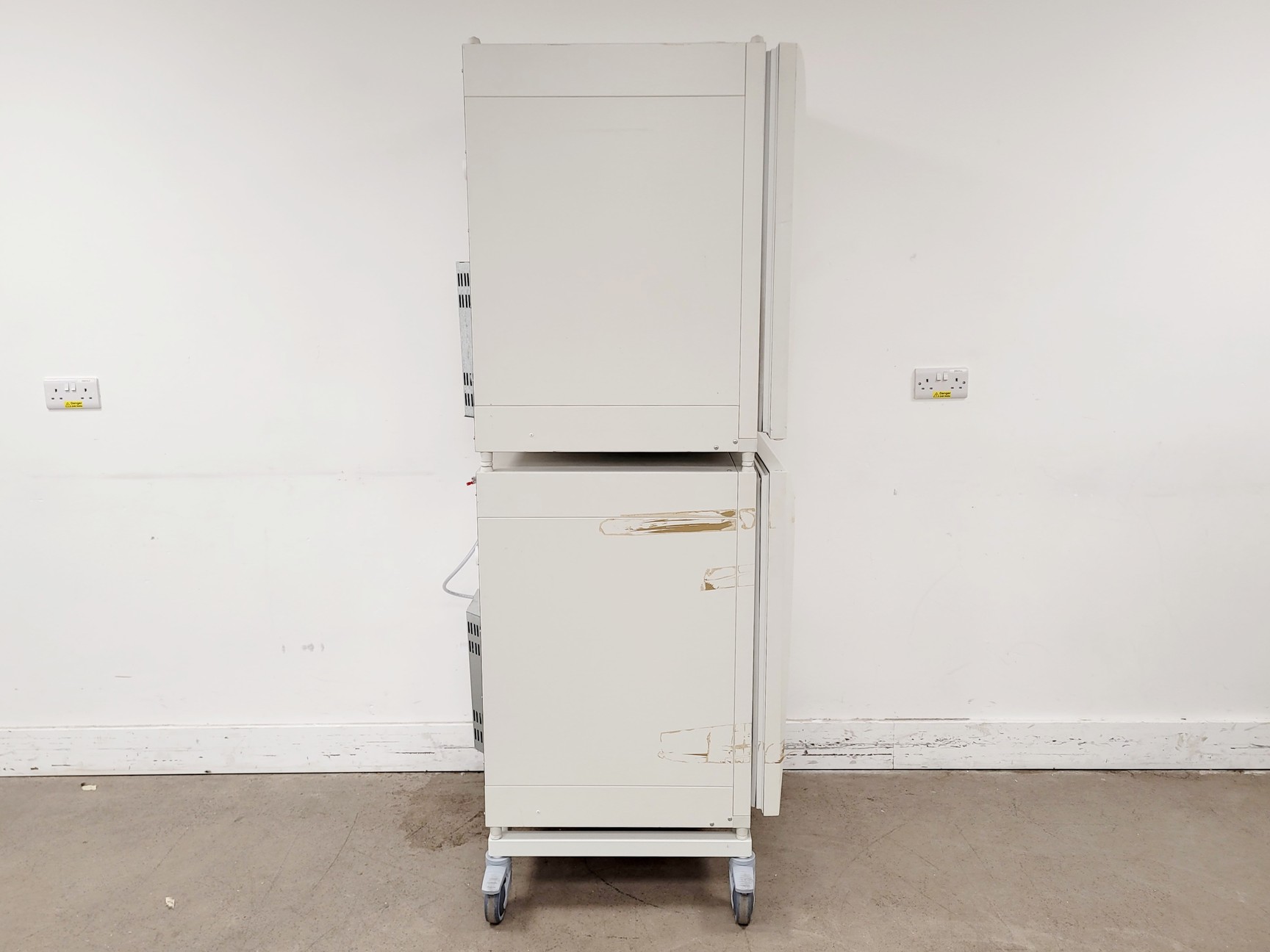 Image of Kendro Heraeus HERAcell CO2 Incubator Double Stack