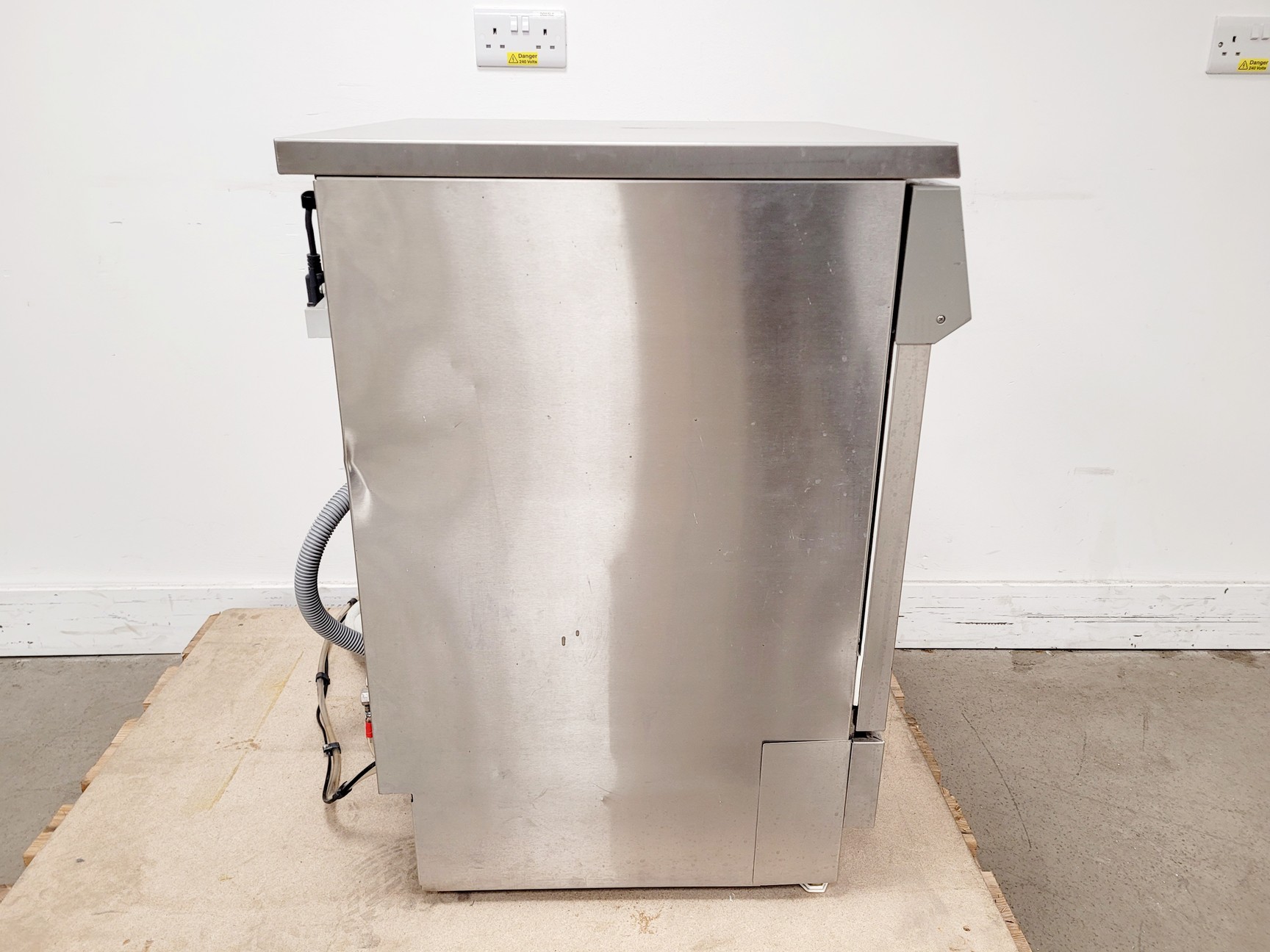 Image of Miele Professional G 7881 Glassware Washer