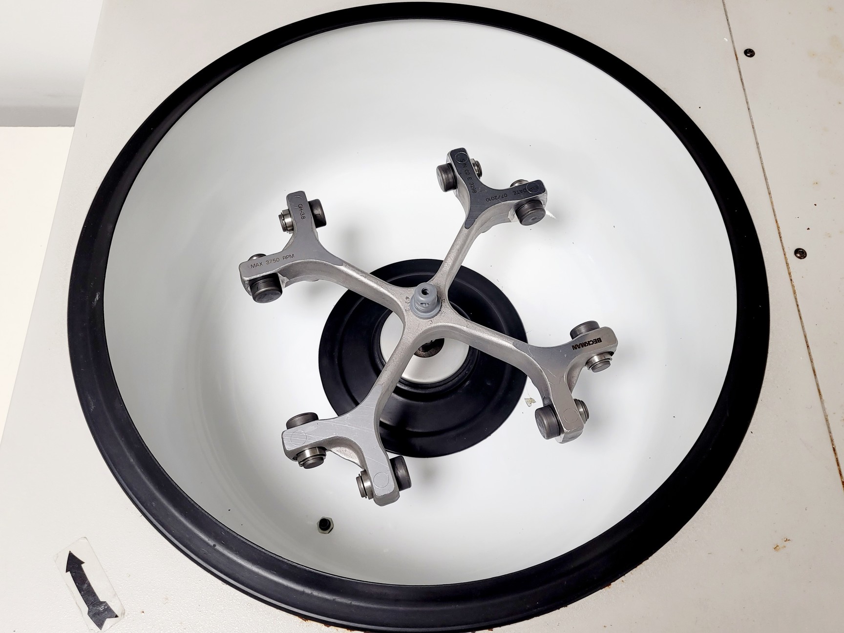 Image of Beckman Coulter Allegra 6R Centrifuge