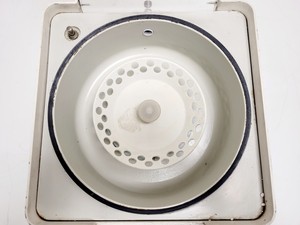 Thumbnail image of Savant Speedvac Concentrator SVC100H w/RT 100 Refrigerated Condensation Trap