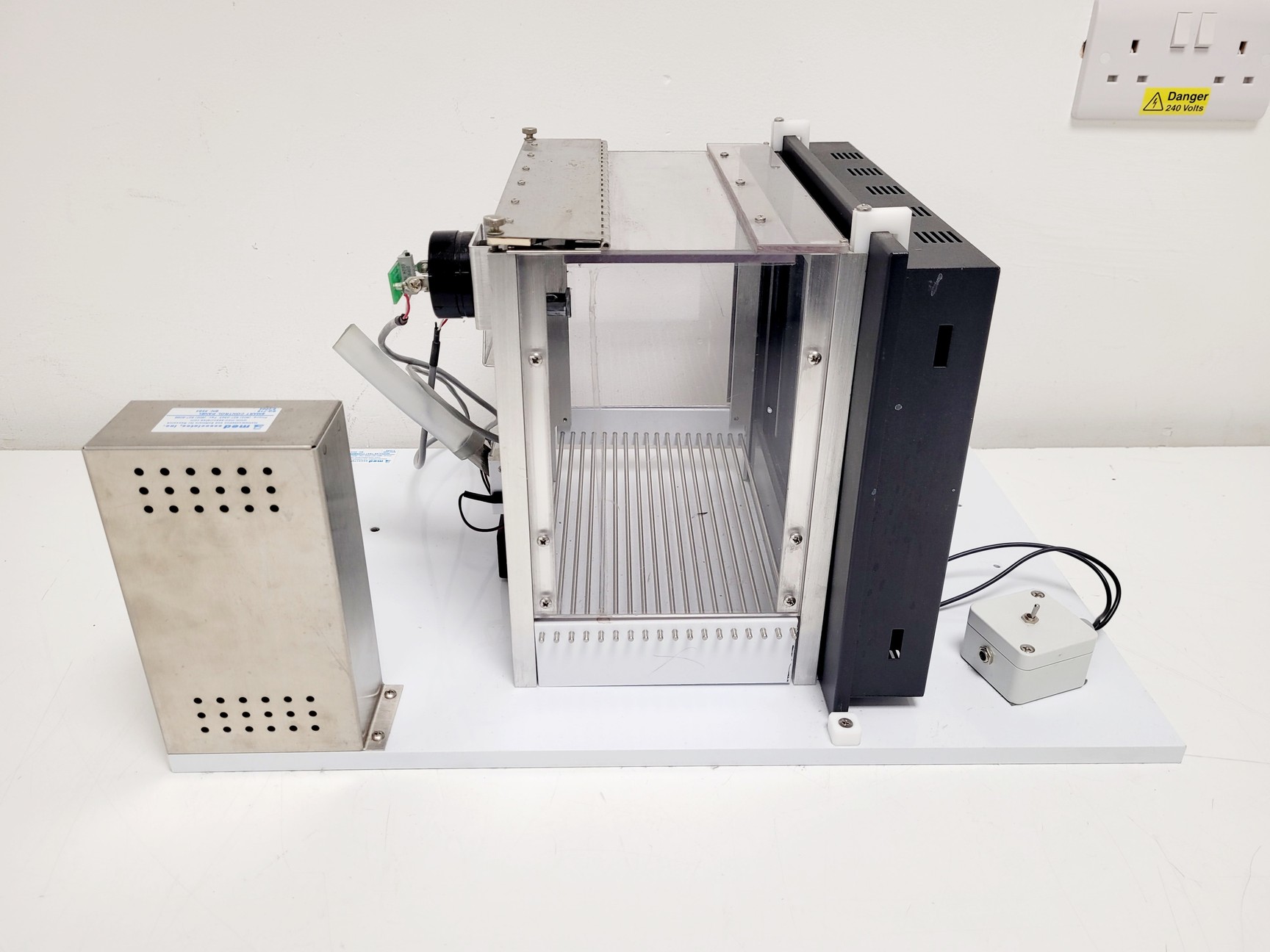 Image of Med Associates Modular Test Chamber w/ Nexio NEX121 TFT LCD Monitor