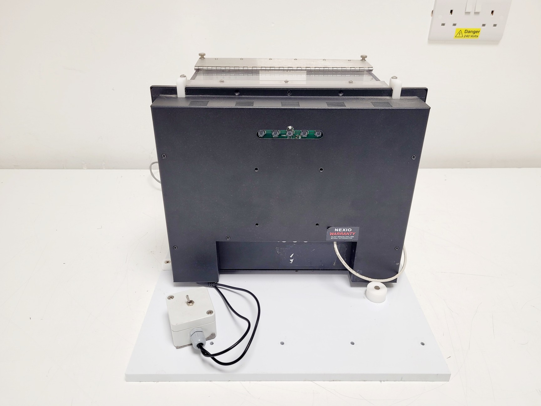 Image of Med Associates Modular Test Chamber w/ Nexio NEX121 TFT LCD Monitor