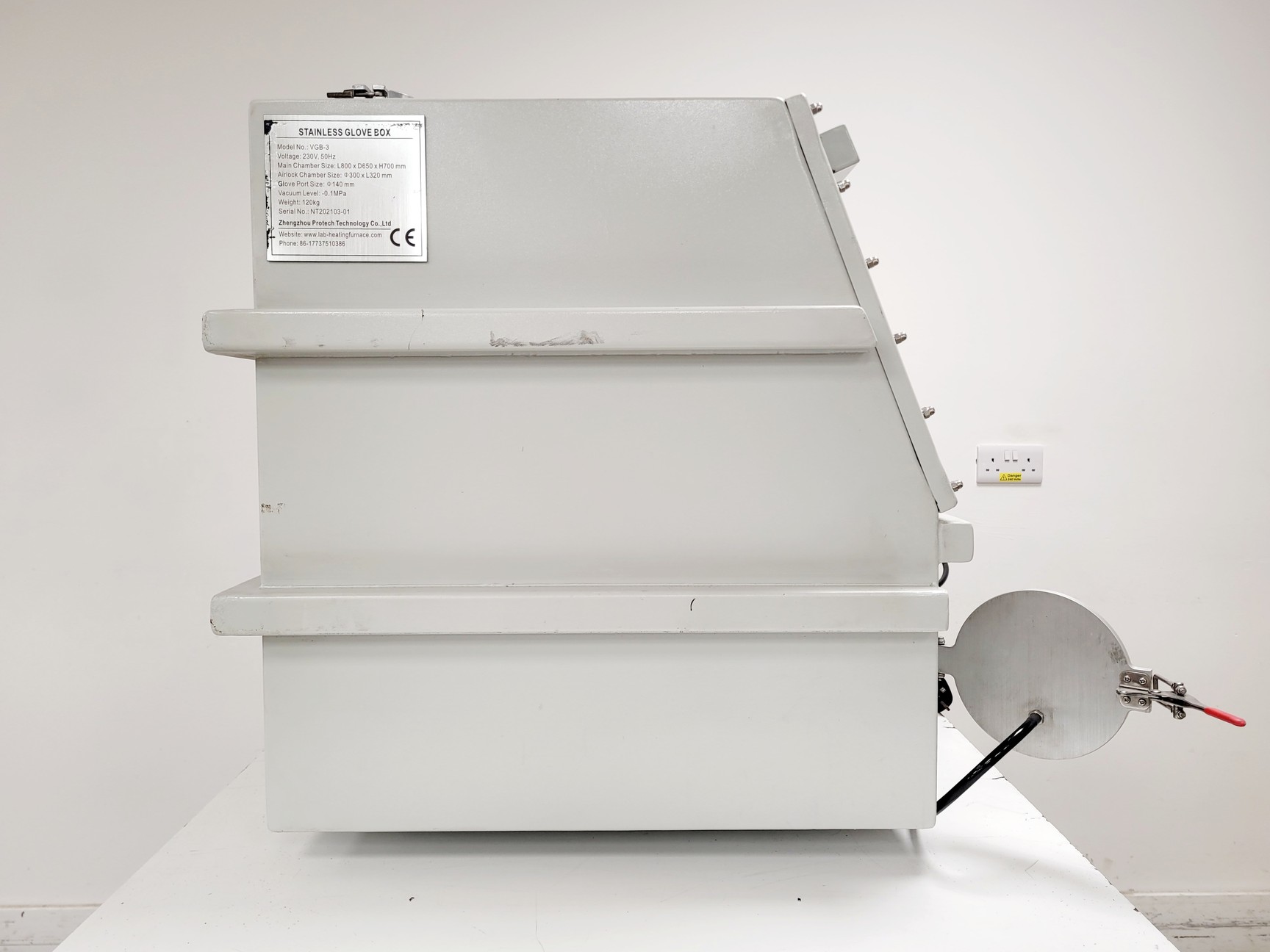 Image of Zhengzhou Protech Technology Stainless Glove Box Model - VGB-3