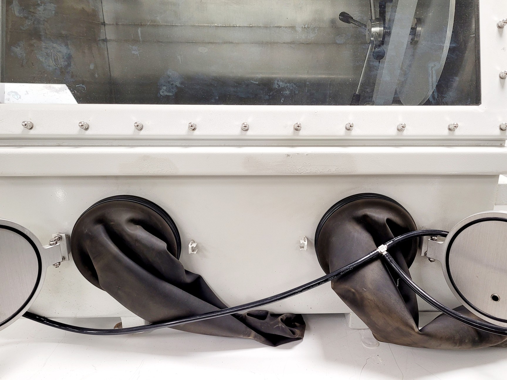 Image of Zhengzhou Protech Technology Stainless Glove Box Model - VGB-3