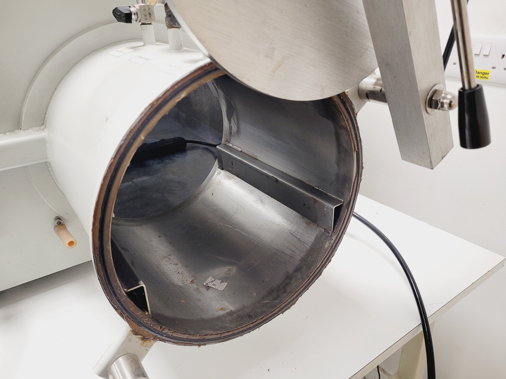 Image of Zhengzhou Protech Technology Stainless Glove Box Model - VGB-3