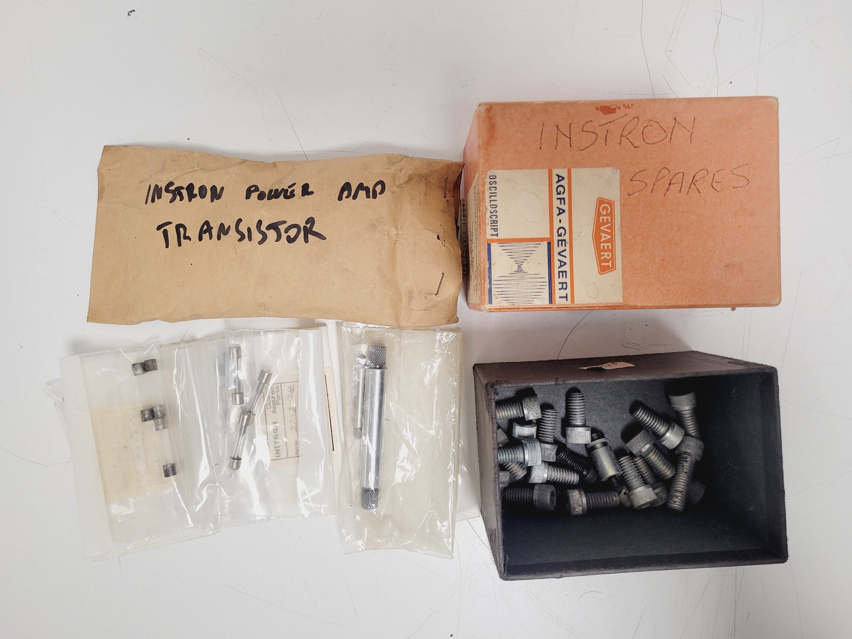 Image of Instron 1122 Universal Testing Machine w/ 3x Load Cells, Accessories 