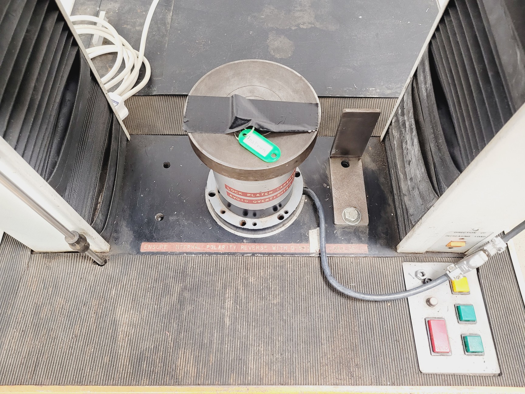 Image of Instron 1122 Universal Testing Machine w/ 3x Load Cells, Accessories 